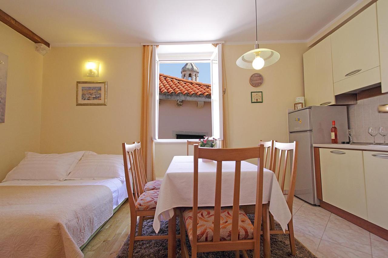 Apartments Kovac Old Town ดูบรอฟนิก ภายนอก รูปภาพ
